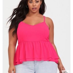 2/$5 Add another item to bundle.
Hot pink crop top